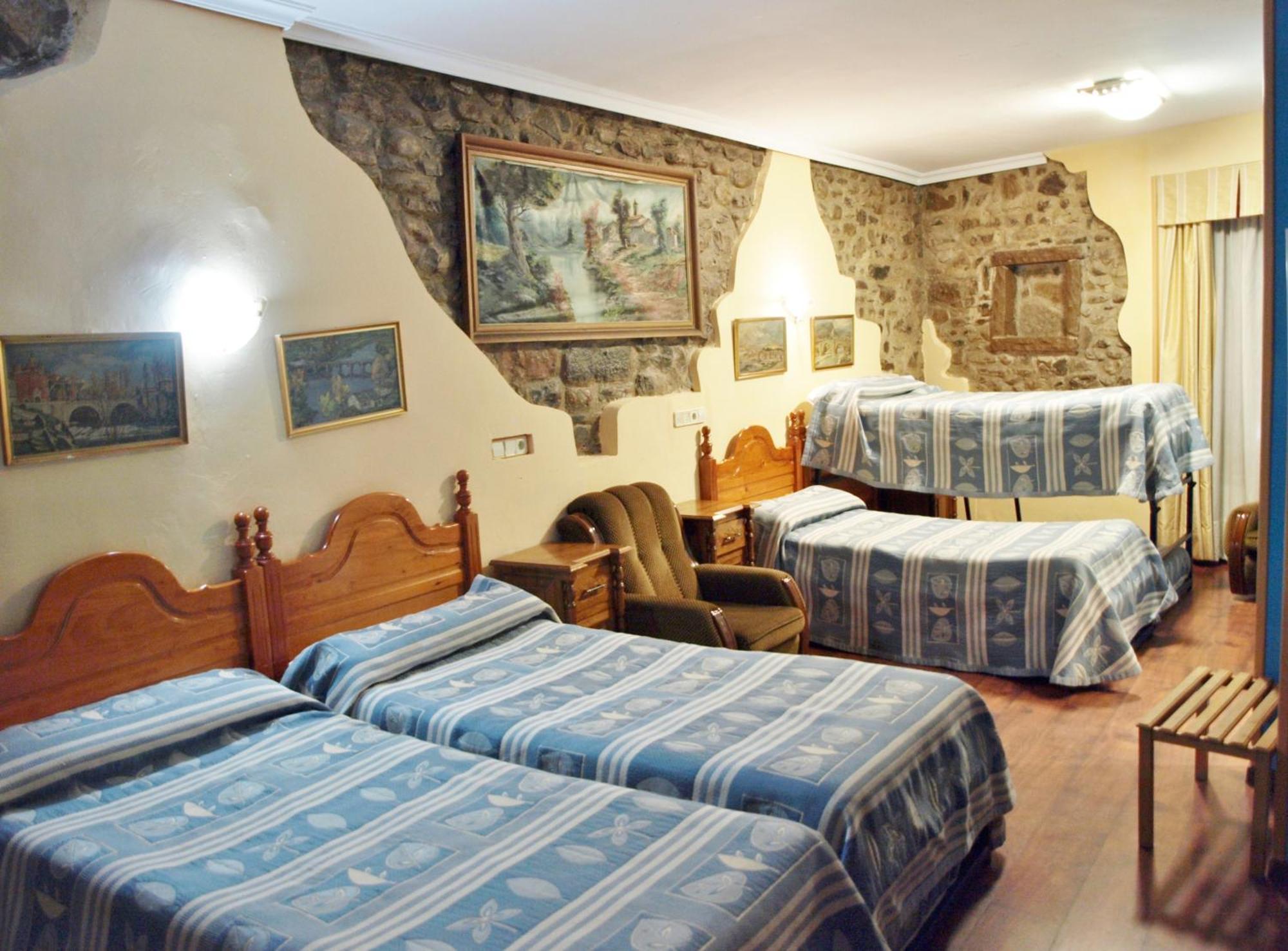 Hotel Mur Jaca Zimmer foto