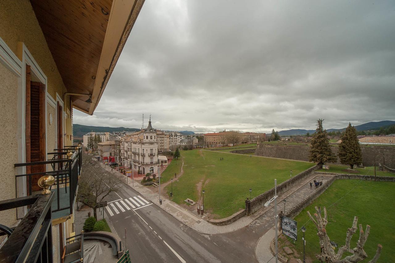 Hotel Mur Jaca Exterior foto